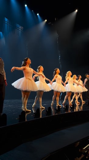 Stop and stare at the sea of smiles around you. LIVE from the Opéra Populaire and the #PhantomLondon curtain call. 👏 | The Phantom of the Opera