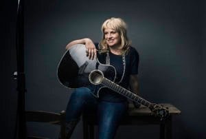 Karen Zoid Biography: Age, Husband, Songs & Net Worth - Wiki South Africa