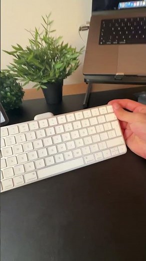 How to Switch Between Mac and iPad with Apple Magic Keyboard