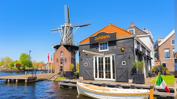 Haarlem Canal Tour – Exploring the City’s Historic Water Routes (4K)