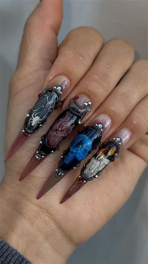 @hui.nailedit on Instagram: "Windows to the soul 👁️ . . . . . #explore #halloweennails #nailinspo #phillynailtech #nailtutorial"