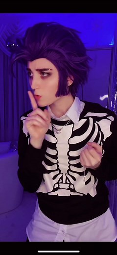 Toshi Uses Everyday Items in Hilarious Cosplay | Shinkami Cosplay