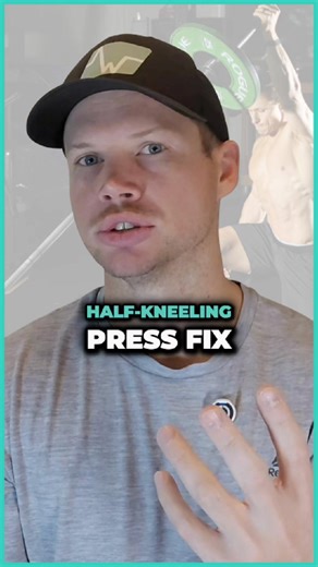 🏋️‍♂️ Pressing with flared ribs? Here’s what it’s costing you. When your ribs flare during a press, your scapula can’t upwardly rotate. That blocks your shoulder’s path — and your traps take over instead of stacking the load properly. Start with a half-kneeling landmine press: 🟠 Hips stay anchored 🟠 Ribs stay stacked 🟠 Press follows a natural scapular arc 🔍 Common mistake: your front hip shifts forward during the press. When your hips move, your ribs follow — and the pattern breaks down. Ke