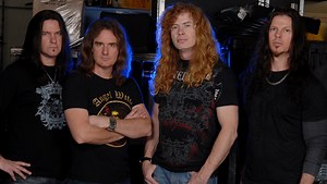 Video: Megadeth Film Music Video for "Public Enemy No. 1"