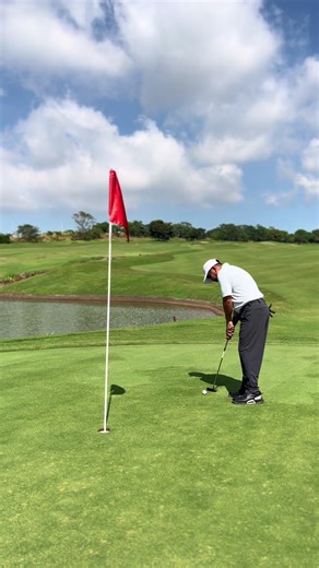 One of Asia’s Best Filipino motivational speakers and best-selling authors Lloyd Luna, popularly known as #PambansangInspirasyon, is the a go-to subject matter expert on leadership, communication, and transformation. He writes a weekly column for The Manila Times and hosts a television and radio program, Work Related, on Aliw Channel 23 and DWIZ 882AM. A social entrepreneur, he founded Yaman Advocacy Cooperative, the first-ever cooperative for speakers and trainers that aims at alleviating pover