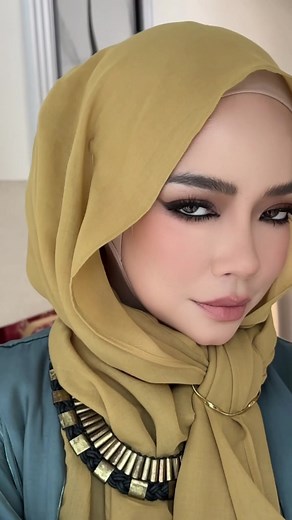 Celak Kening Viral: Must Buy untuk Newbie!