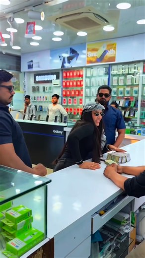 TECH GENIUS| SPECIALIST on Instagram: "GUESS MADI GUYS🫠 . #guess #challenge #comment #game #gamelovers #instagood #instareels #reels #reelsındia #reelsviralvideo #trendingréels"