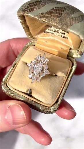 Maeve - Oval Lab-Grown Diamond Halo Ring