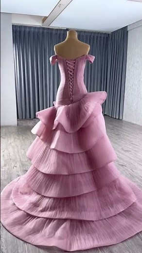 High-end Unusual Blushing Pink Cascading Ruffles Prom Dresses