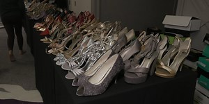 Las Vegas teens prepare for prom with free shopping spree