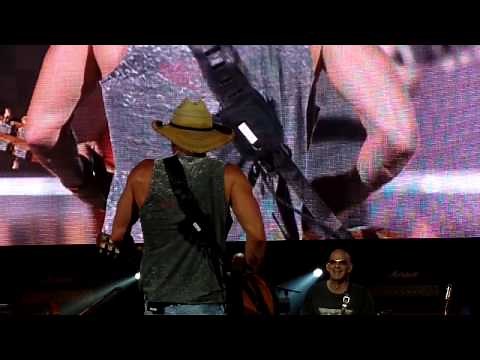 Kenny Chesney - Have another beer in Mexico