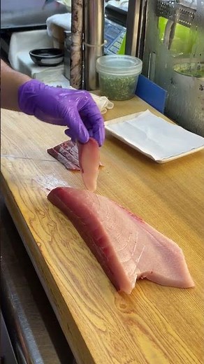 Pro-Level Hamachi Cutting Techniques Revealed! 🐟🎯🔪 #SashimiMaster #hamachi