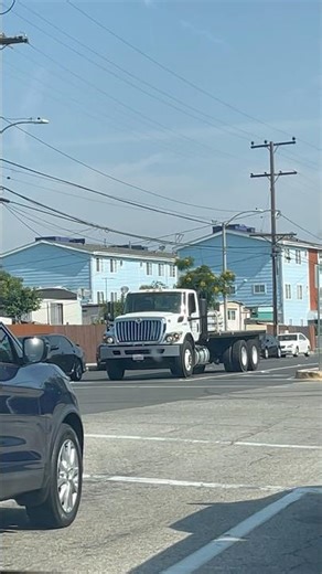 2020 International Workstar Flatbed Truck