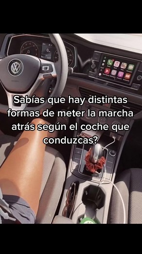 Cómo poner marcha atrás en diferentes coches | Carnet de Conducir