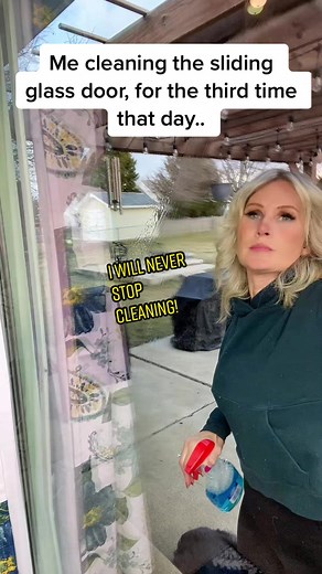 I will never give up!!😩 #momedy #dogsoftiktok #momsontiktok #SeeHerGreatness #chores #ocd #pets #comedy #thezoo