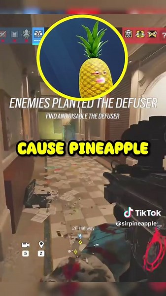 Pineapple's Calm Gameplay in Intense 1v5 Situations
