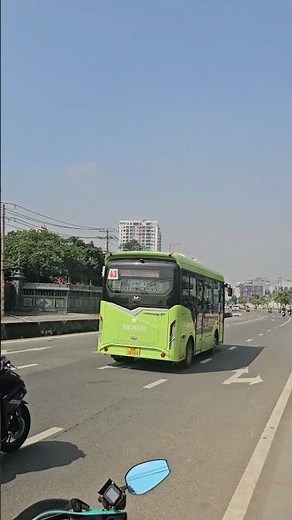 The new Kim Long EV electric bus is manufactured by Phuong Trang Group.