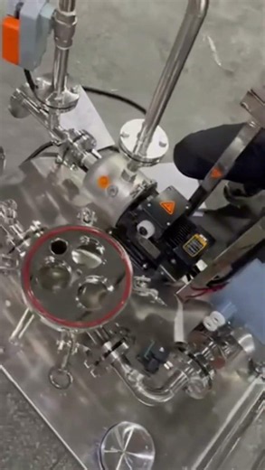 Best for introducing K Filter's engineering and the "Twist & Lock" mechanism