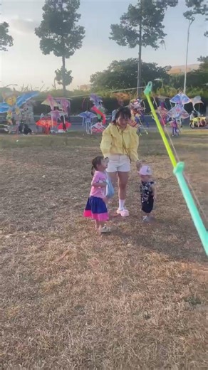 #cute Happy moment-Kite flying season has arrived, which means summer is almost here