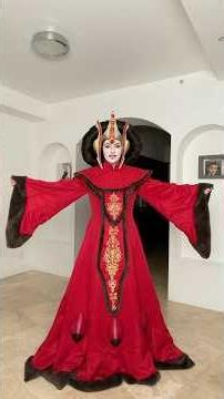 QUEEN AMIDALA IS HERE!! DAY 10 of 31 Halloween costumes!! I’m so obsessed with the final results!