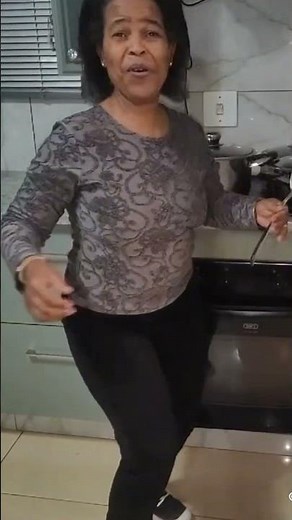 Pamela Nkutha Showcasing her dancing Skills. #nostalgia