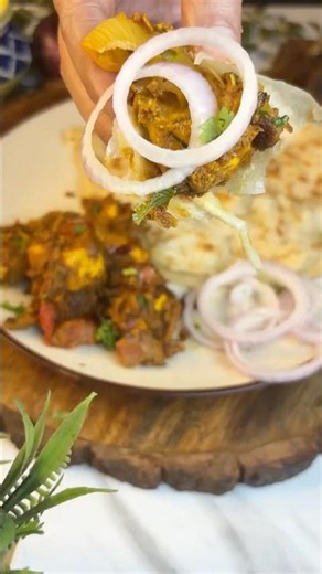 Lachha Paratha Recipe 🫓🔥 Crispy Layered Paratha at Home #shorts #ytshorts