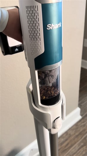 Shark Vacuum Review: Self-Emptying and Powerful Suction