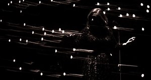 Adele se cabrea con una fan que grababa su concierto con una cámara – jenesaispop.com