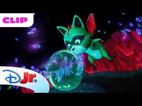 Darly and Dracoon Help Loomis get out from Being Stuck! 🥺❤️ | Magicampers | New Show | ‪@disneyjr‬