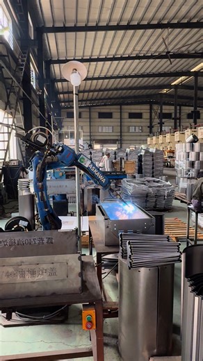 Inside the factory Cooperation between manual and intelligent AI spot welding machine #welding #machine #factory #process #manufacturer | TIM inside the factory