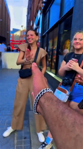 always be kind 🙂 #foryoupage❤️❤️ #socialexperiments #experiment #teamwork💫 #teamwork💫