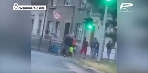 Manifestacja Romów w Czechach po krwawym starciu z Ukraińcami [ VIDEO] » Kresy - wiadomości, wydarzenia, aktualności, newsy