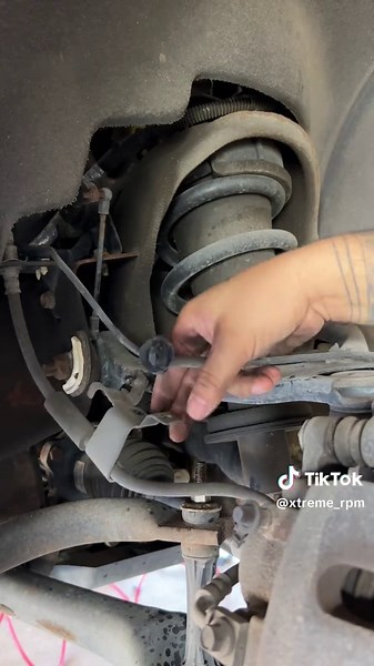 Yukon Denali: 2.25 Inch Suspension Lift Installation