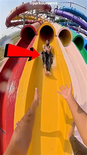 Scary Water Park 😱