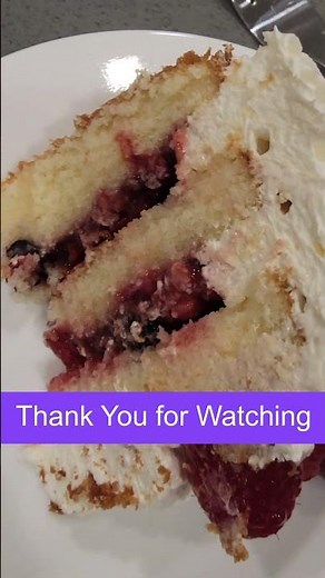 Light & Dreamy: Publix Chantilly Cake Review & Taste Test!