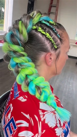 Gabana Dahllia | Not your regular mohawk… this one’s a Glow Hawk 🔥 She said, “I want to walk on the field and everybody know it’s lights-off time—I’ve... | Instagram