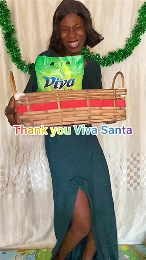 Glammed up, well fed, danced happily and gifted 🥰. Viva understood the assignment . @vivaplusdetergent #DettyDecemberWithViva