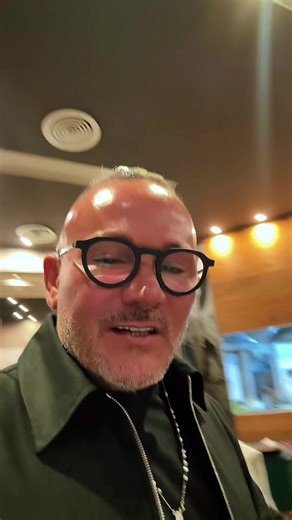 @ARIA GIOVANNI @🍀ᖇOՏՏ ՏᕼOᗯ🍀