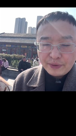 Chinese listening practice with simple comprehensible input clips