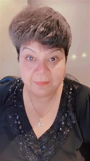 7.8K views · 520 reactions | Aise kyon karte hai please comment #didikiadvice #suniye #please #comment #sugar #sweets #sweettooth #indianfood #festive #festivitywithfood #diabetes #diabetic #diabetesawareness #funny #funnyvideo #funnydialogues #funnyreels #fun #haha #lol #goodmorning #thursday #thursdays #thursdayvibes #facts #factsdaily #chai #chailover #tea #teatime #sugarfree | Sarita Didi Organic Thoughts | Facebook