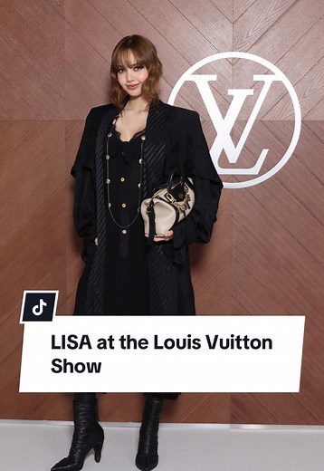 LISA Stuns in Louis Vuitton at Fashion Show