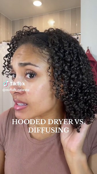 Hooded Dryer vs. Diffusing: Which is Best for Your Curls?