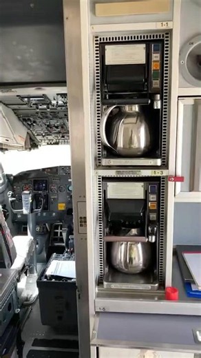 ✈️ B737-400 | Cockpit view | #boeing #avgeekoftheweek