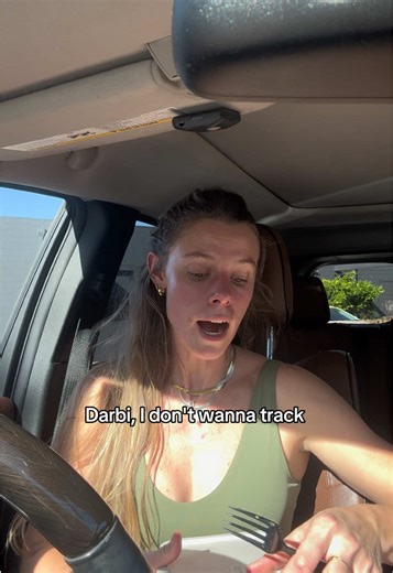 let’s be real, the entire way you normally eat is restrictive. Me having you eat the macro and micro nutrients needed to actually lose body fat and have a body recomp isn’t 😘 #bodyrecomp #macronutrients #weightloss #skinnyfat