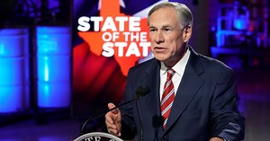 Texas governor won't throw first ptich