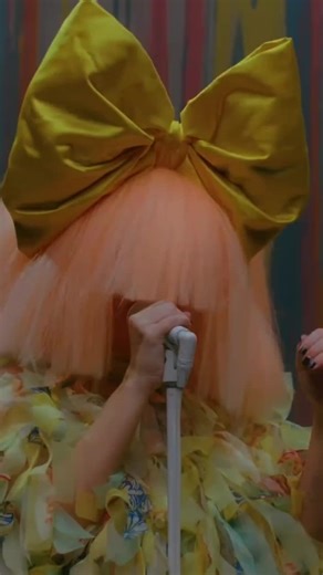 Sia Unstoppable Lyrics Video