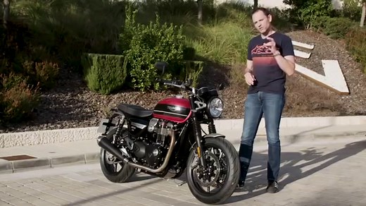 MCN Fleet: Torquey Triumph Speed Twin shows mercy on its stock tyres