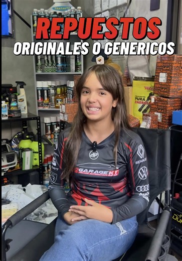 ¿Original o Genérico? La diferencia define la vida de su vehículo. En @Progaragekt2202, utilizamos exclusivamente repuestos originales. Un repuesto genérico puede parecer una alternativa, pero la diferencia en seguridad y durabilidad es decisiva. ¿Por qué la elección es clara? 🛡️ Seguridad Precisas: Los originales son diseñados para un encaje perfecto y rendimiento garantizado en su modelo específico. Los genéricos comprometen la integridad de sistemas críticos. 📈 Inversión Protegida: Protegen
