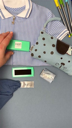 Our name stamps for clothes are so easy to use - you can label a full wardrobe in under 15 minutes and the ink lasts more than 50 washes 👏🏻Plus, our ink pads last at least 2 years, saving you the hassle of buying stick-on or iron-on name labels every year.