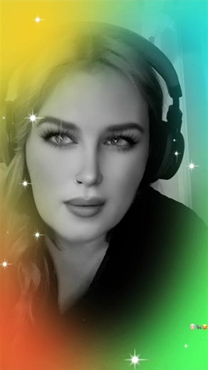 missamberrickards (@missamberrickards)’s videos with I AM SINGLE - P4L